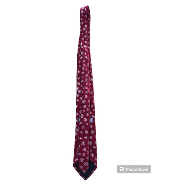 Noel Collection Men's Snowflake Nick Tie - Picture 2 of 8